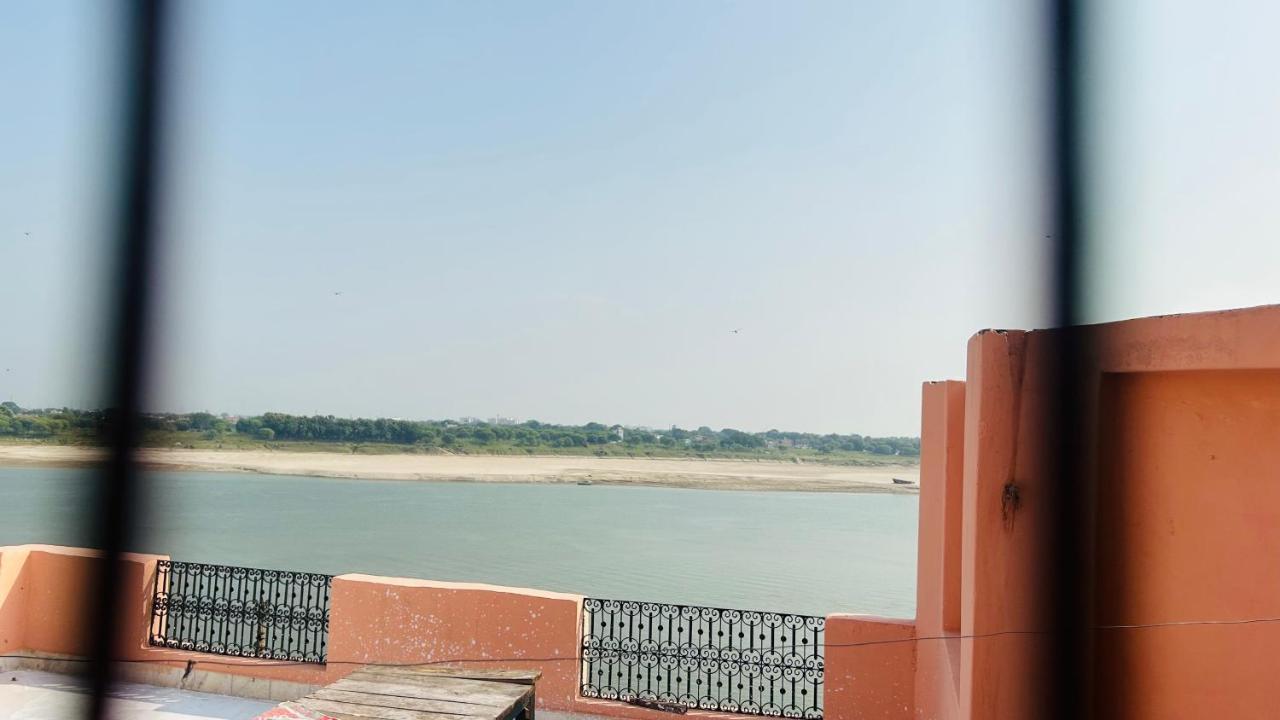 Tandon Lodge Varanasi Exterior foto